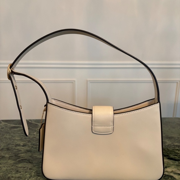 Coach Eliza Bag - Picture 7 of 14